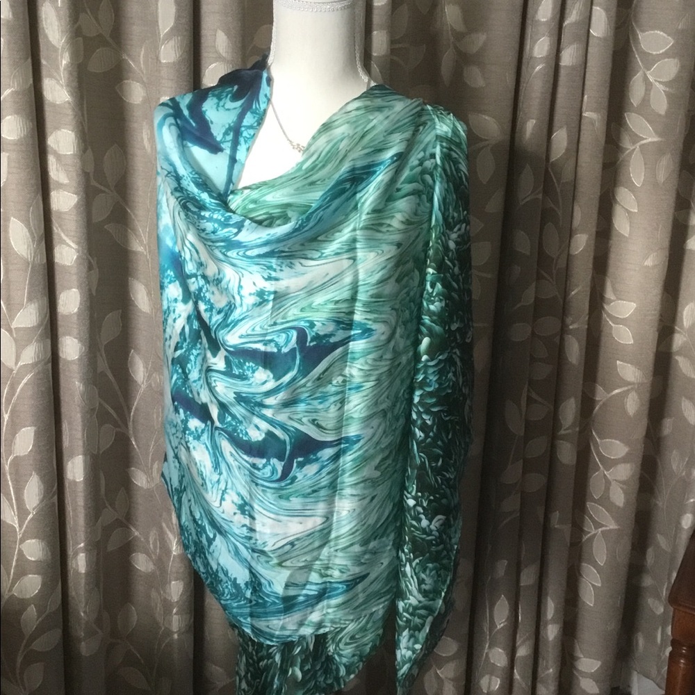 NWT; Scarf - Picture 6 of 8